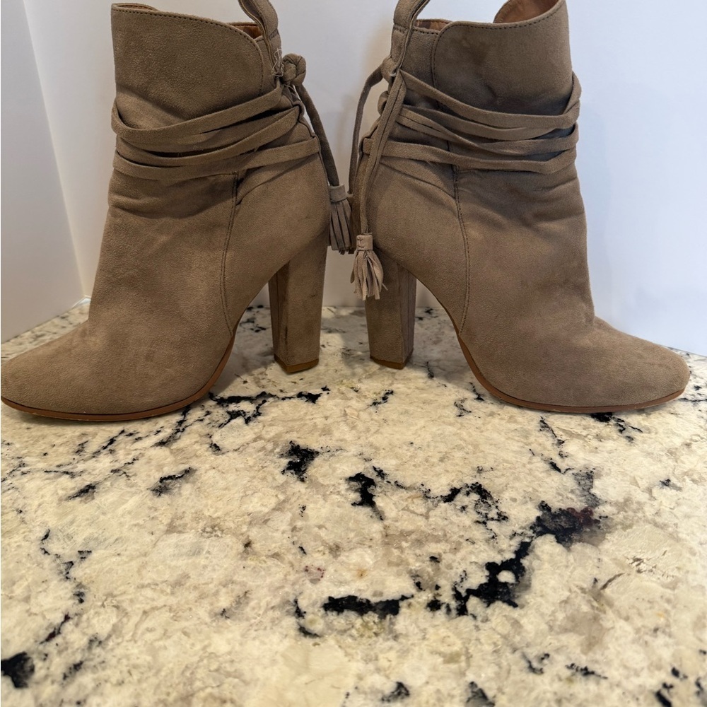 Steve Madden Giovanni Booties